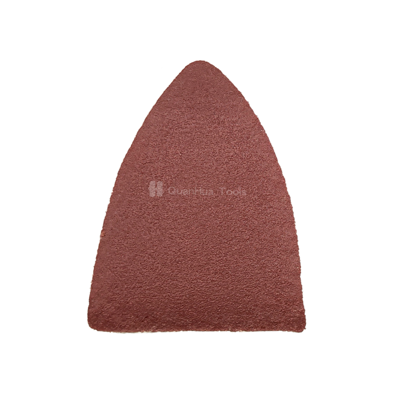 Papier abrasif pour le polissage du bois